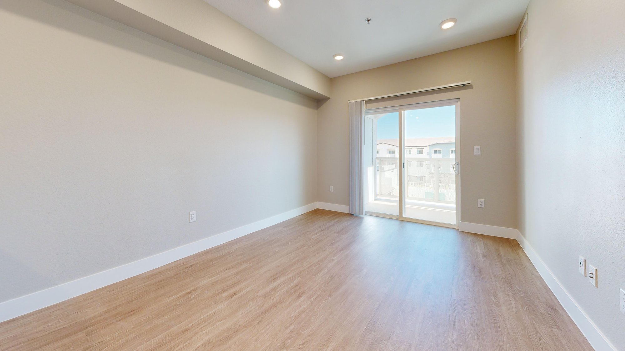 Westgate-Village-Senior-Living-IL-1-bed-582-sqft-Living-Room-1