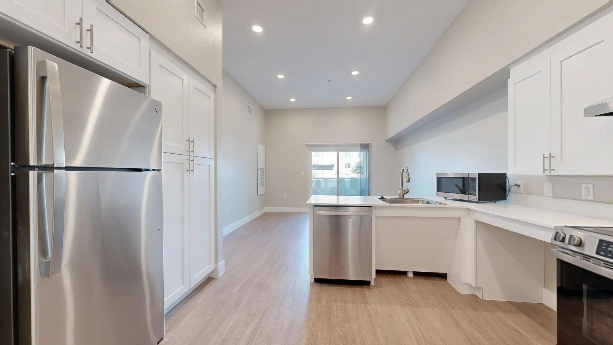 Westgate-Village-Senior-Living-IL-2-bed-902-sqft-08192025_140158
