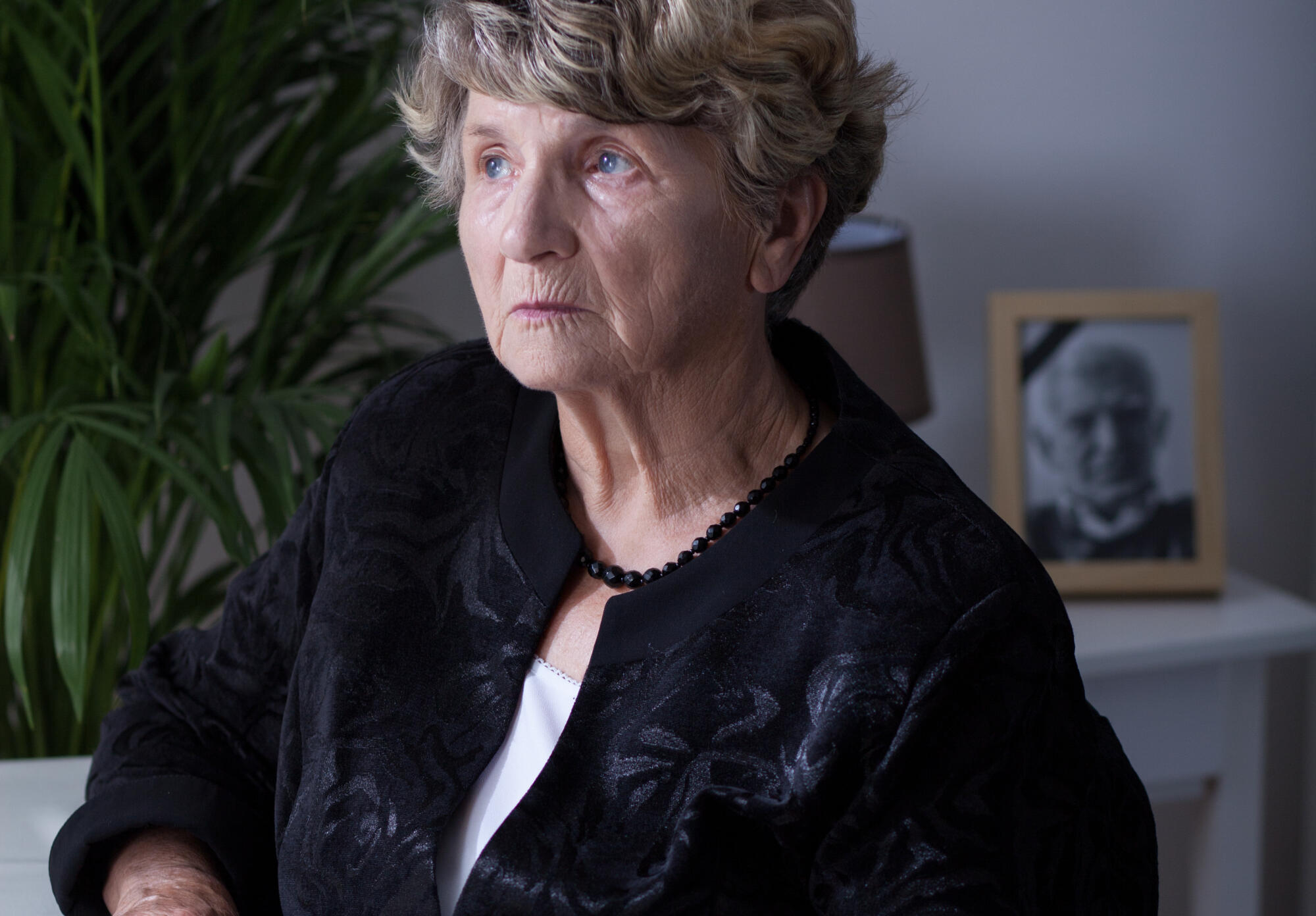 How Seasonal Affective Disorder and Vitamin D Affect Glendale Seniors